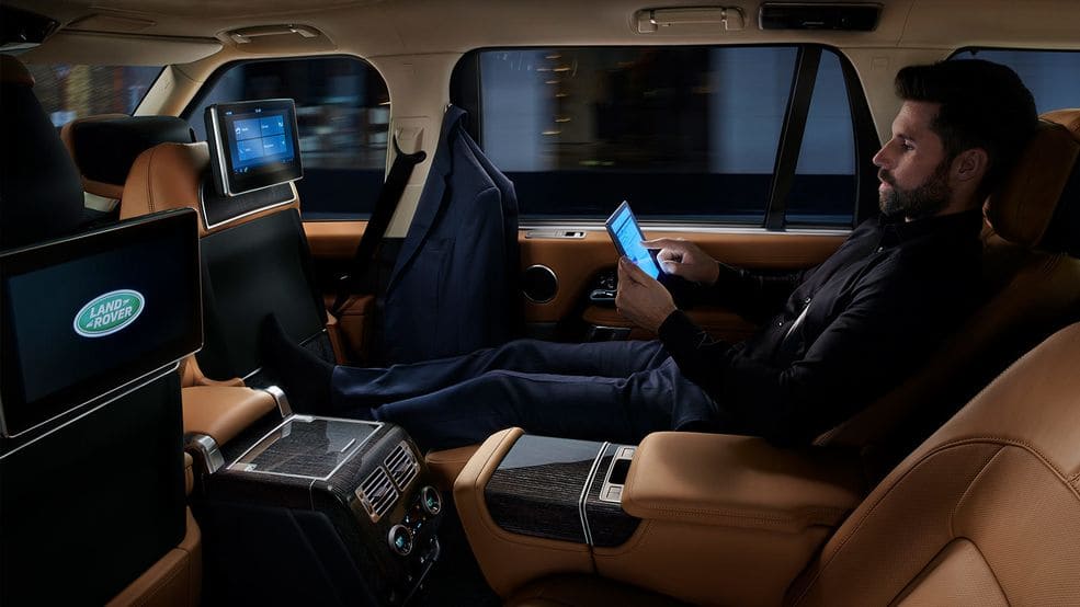 ВЫРАЗИТЕЛЬНАЯ РОСКОШЬ